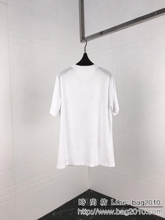 FENDI芬迪 19Ss新款燙鑽短袖Tee 毒蛇纏繞燙鑽 超閃Bling雙股絲光面料 男女同款 ydi2269